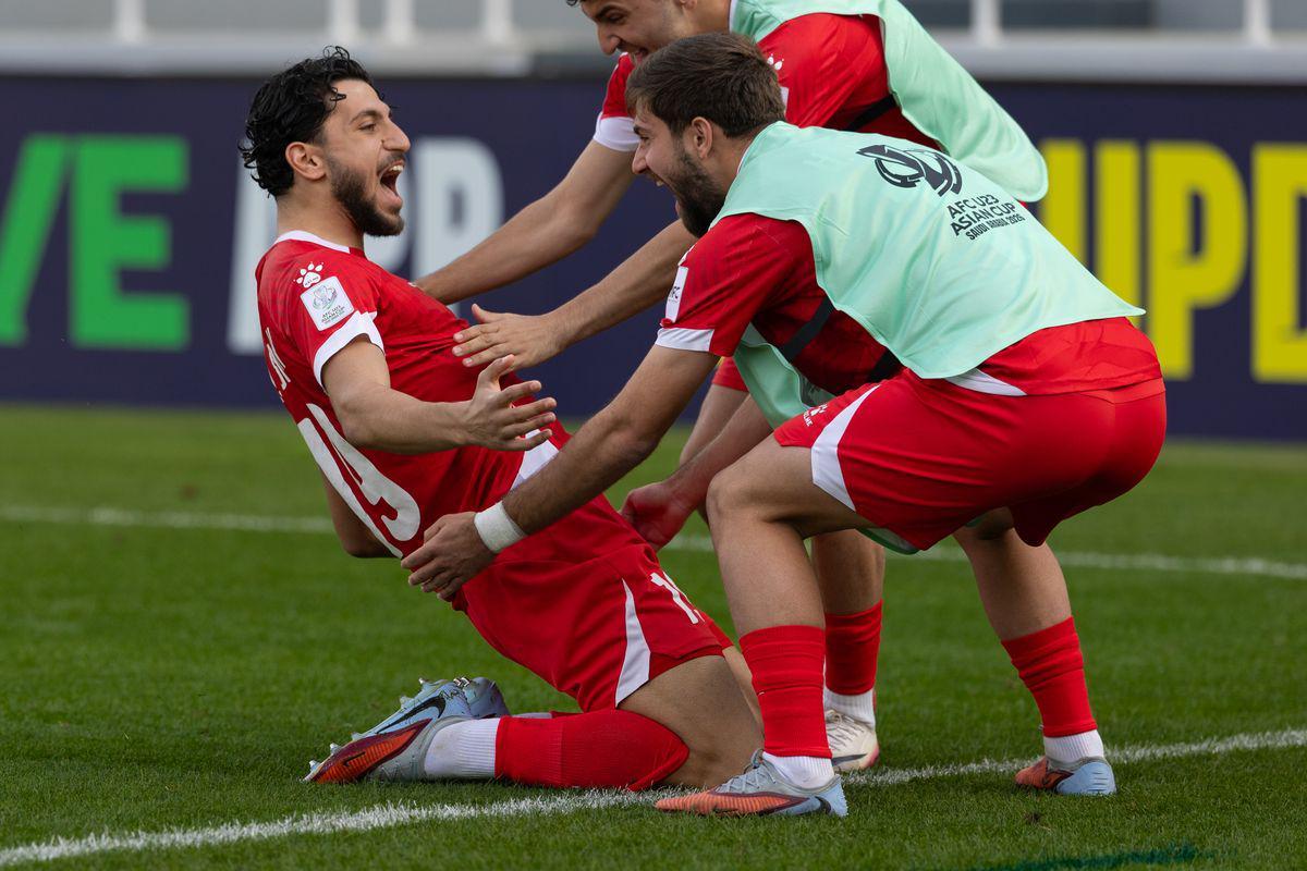 乐鱼体育官方下载-0-1!U23亚洲杯连场爆冷,两大夺冠热门出局,中国队有望直通四强